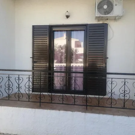 Sunhouse Εξοχικό σπίτι *