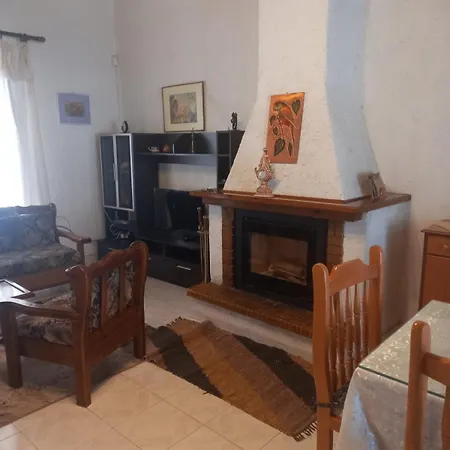 בית כפרי Sunhouse Vrahati