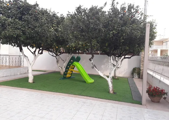 Sunhouse * Βραχάτι